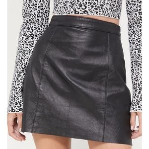 UO Vintage High Rise Leather mini skirt